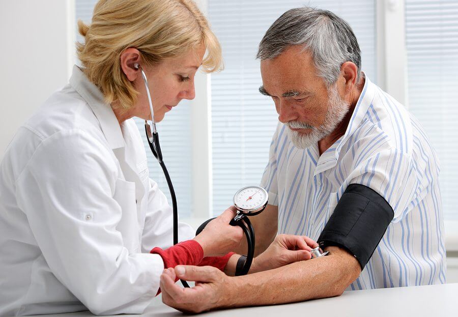 Read more about the article What to do if Your Senior Veteran Won’t go to the Doctor